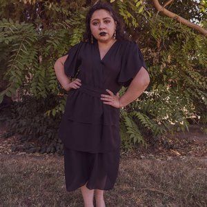 Gorgeous vintage black flowy dress.